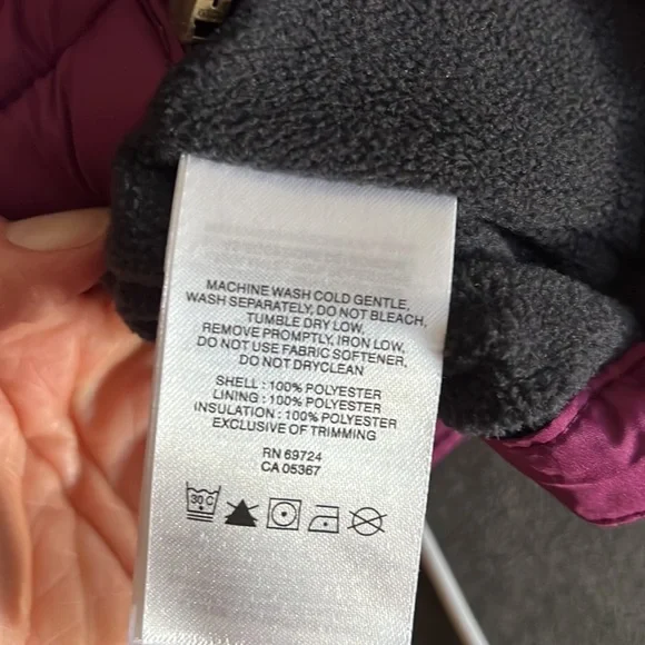 Columbia Women's Purple Vest - Picture 8 of 9